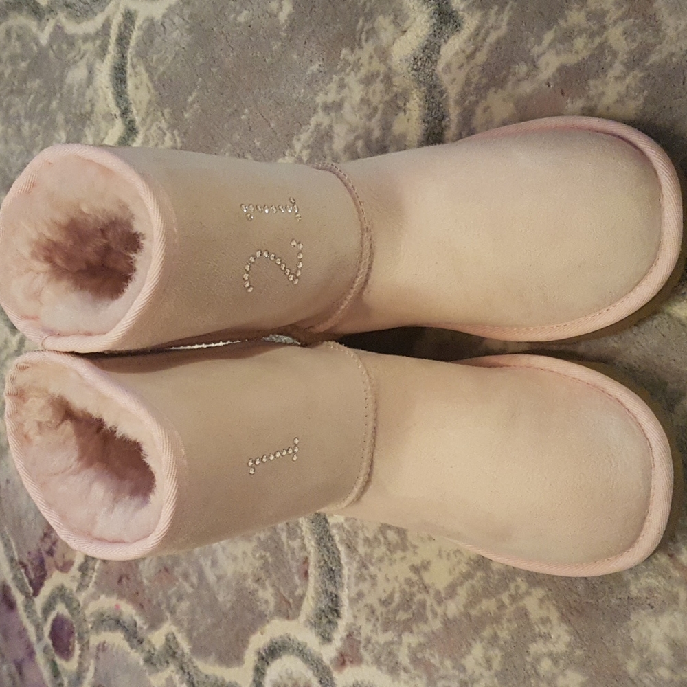 Ugg sherling boots